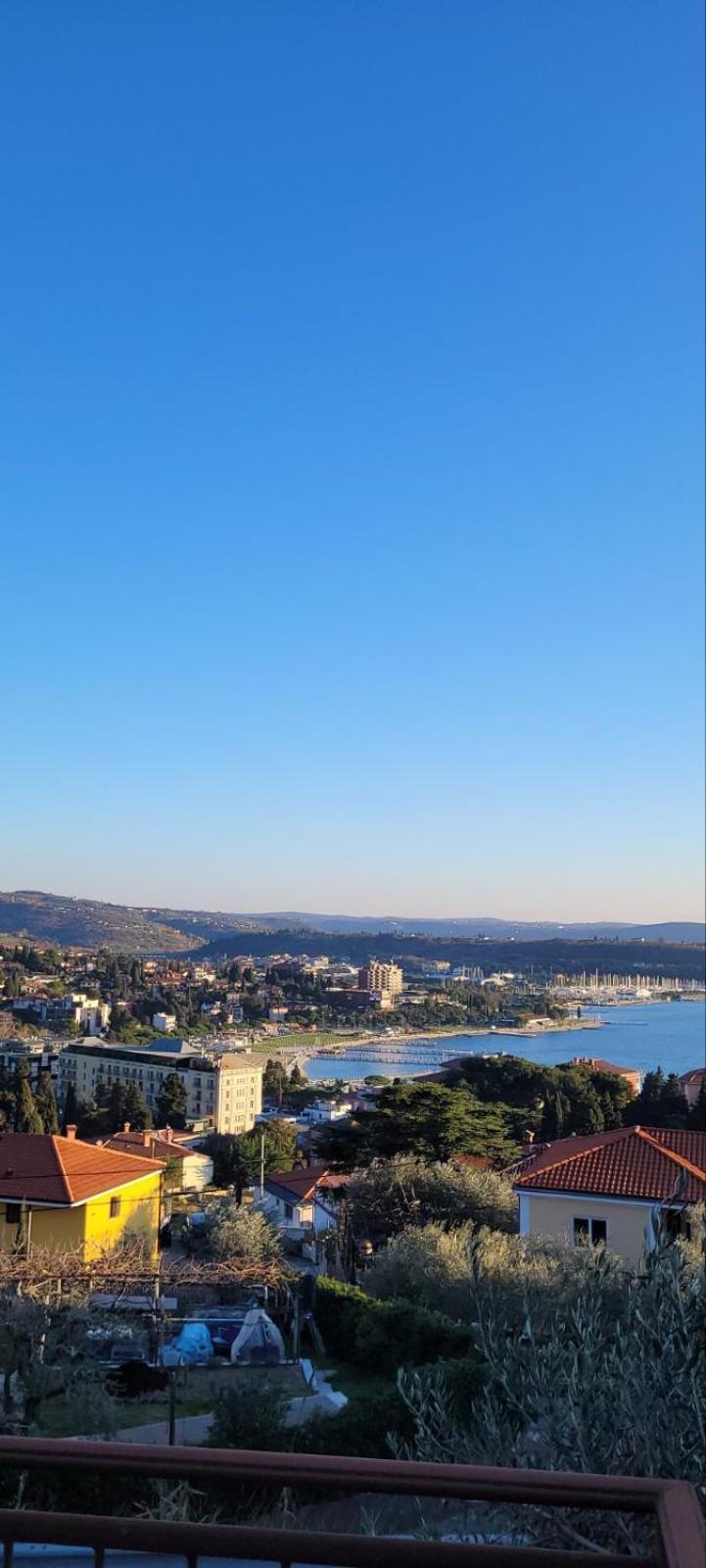 Apartmán Panoramic View Near The Beach In Portotoz+P Portorož Exteriér fotografie